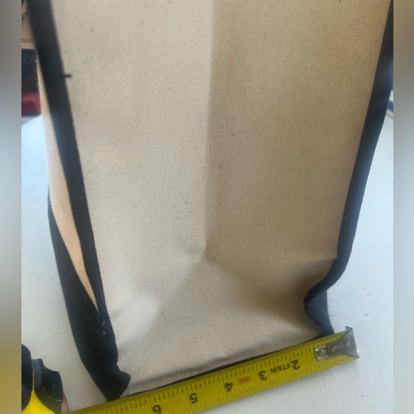 Letter 'A' tote - Picture 7 of 7